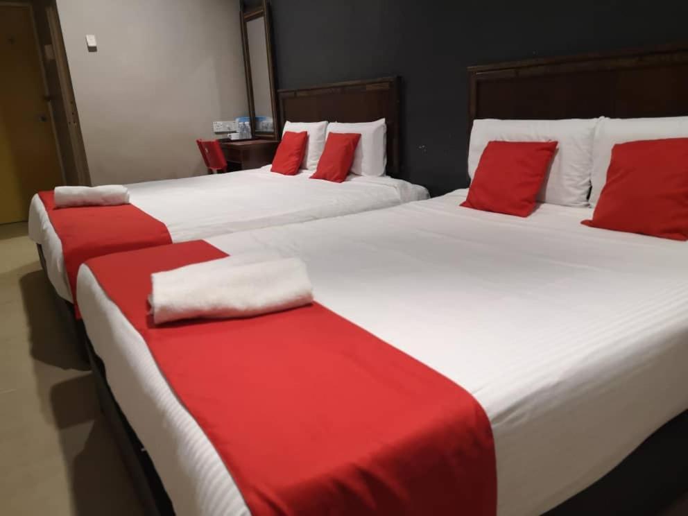 Nice Stay Hotel Рауб Екстер'єр фото