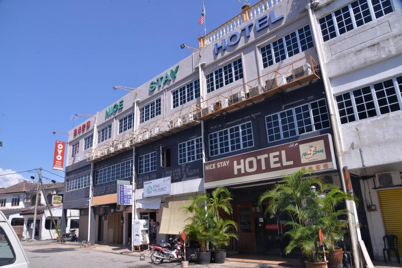 Nice Stay Hotel Рауб Екстер'єр фото