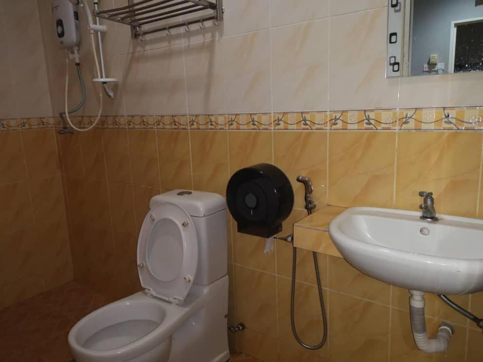 Nice Stay Hotel Рауб Екстер'єр фото